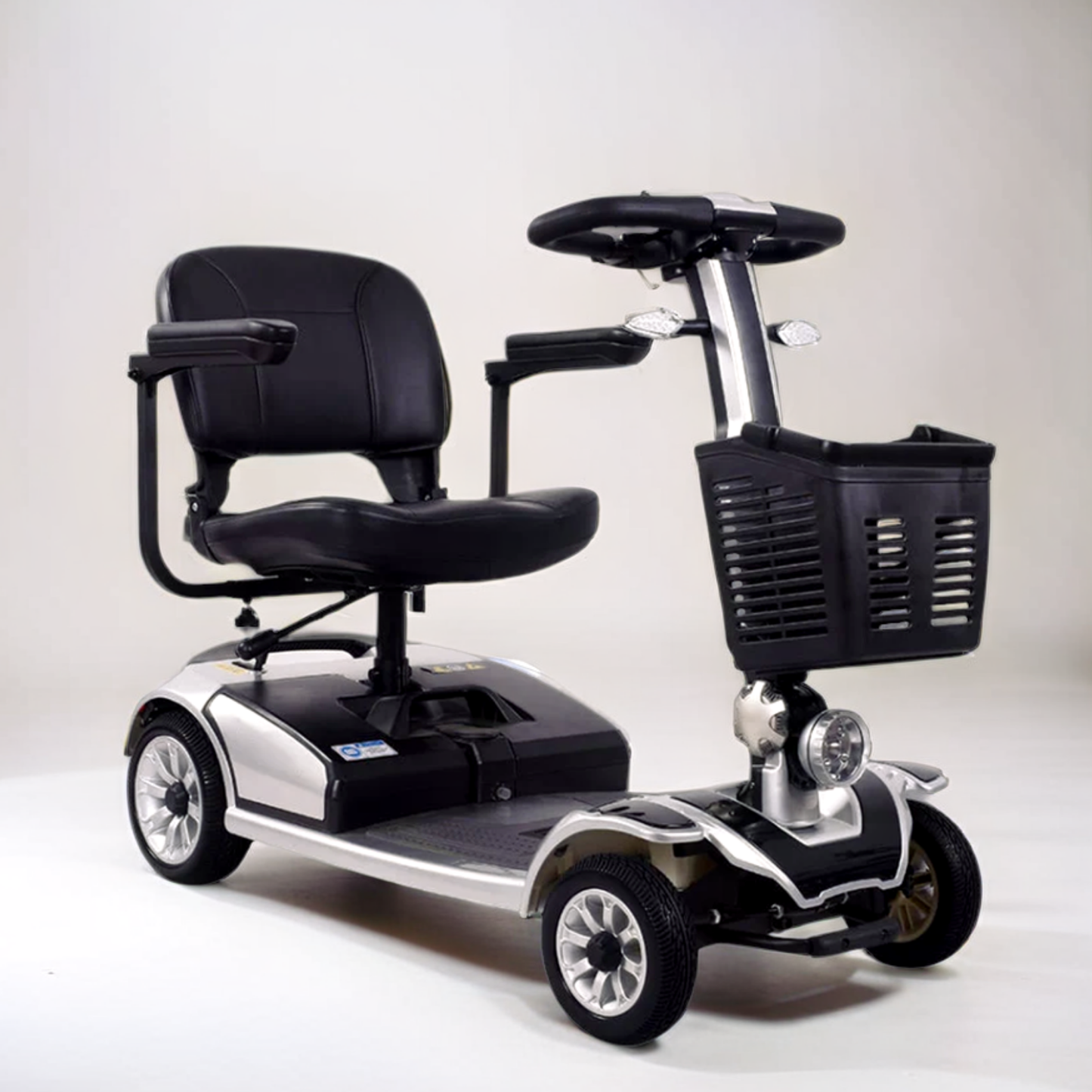 Scooter Eléctrico para mayores y personas con discapacidad Modelo MATE iva Reducido