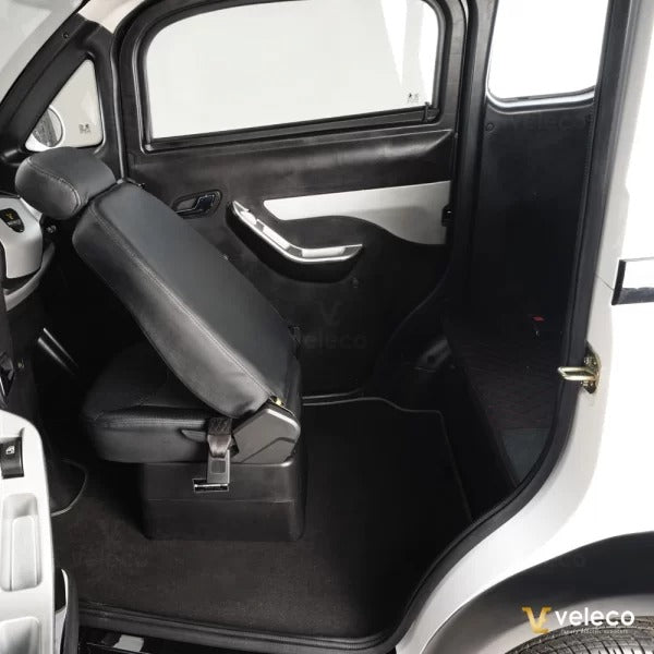 SEMI NUEVO Advena Veleco Minicoche eléctrico de tres ruedas con protección total Rojo